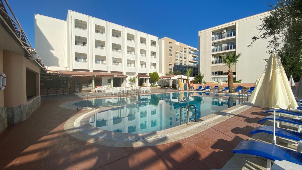 Ξενοδοχείο με διαμερίσματα Oya Family Suites Κουσάντασι